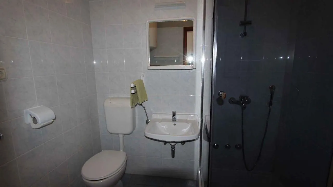 Apartment In Malinska 19