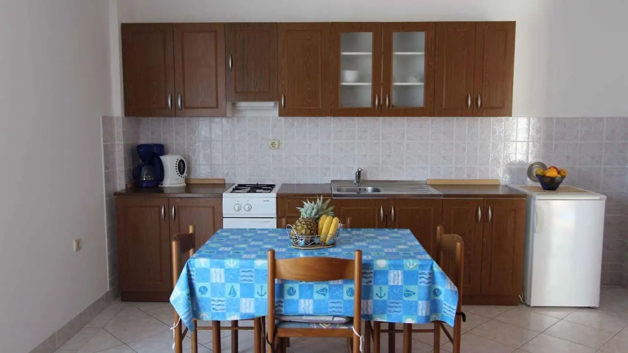Apartment In Malinska 19 0*,