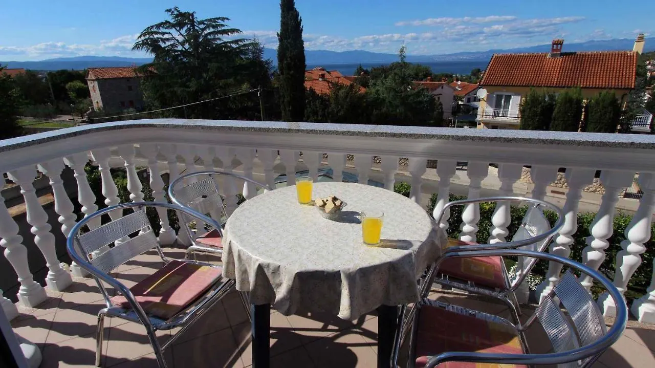 Apartment In Malinska 19