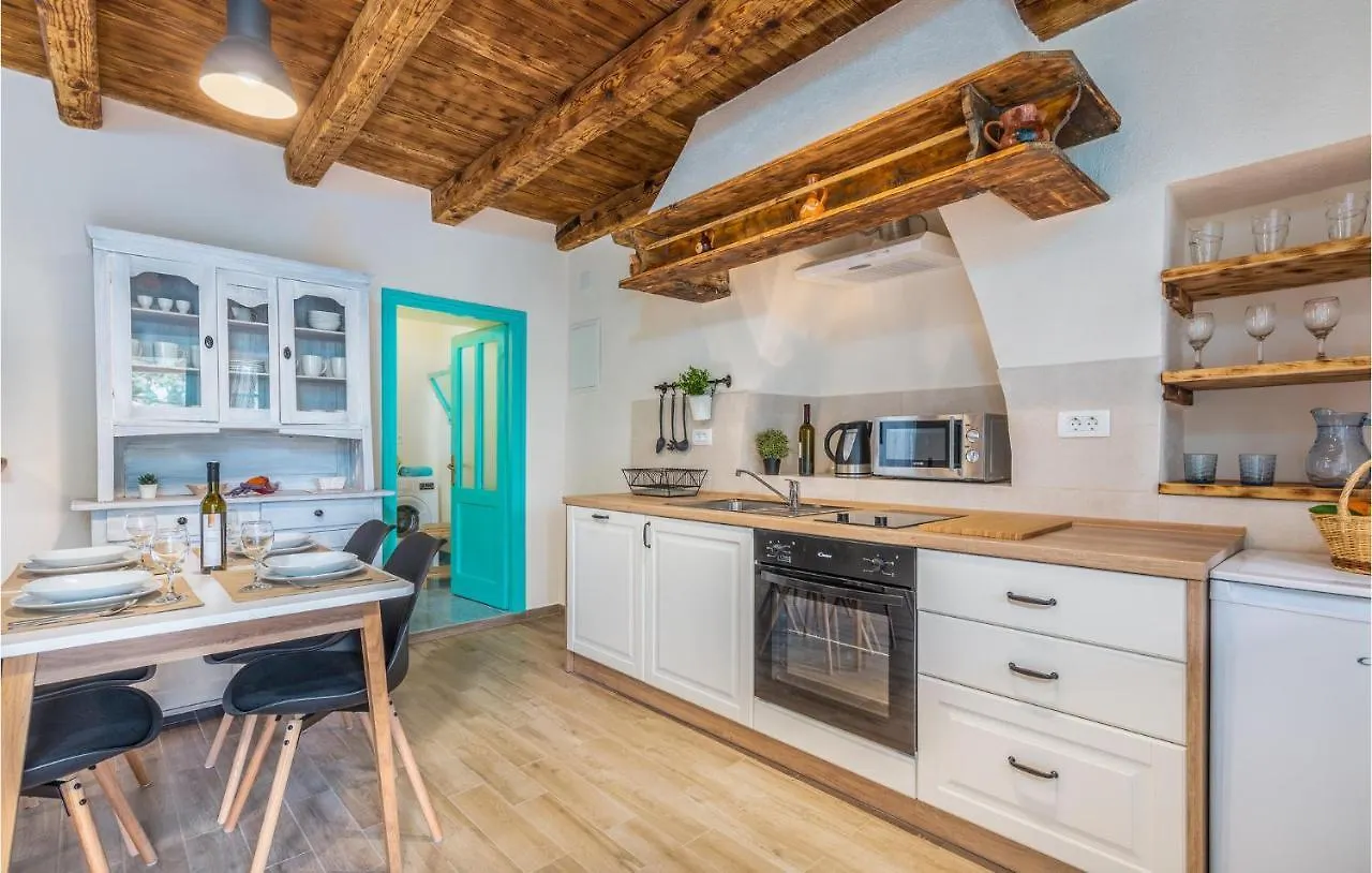 Apartment In Malinska 19 0*,