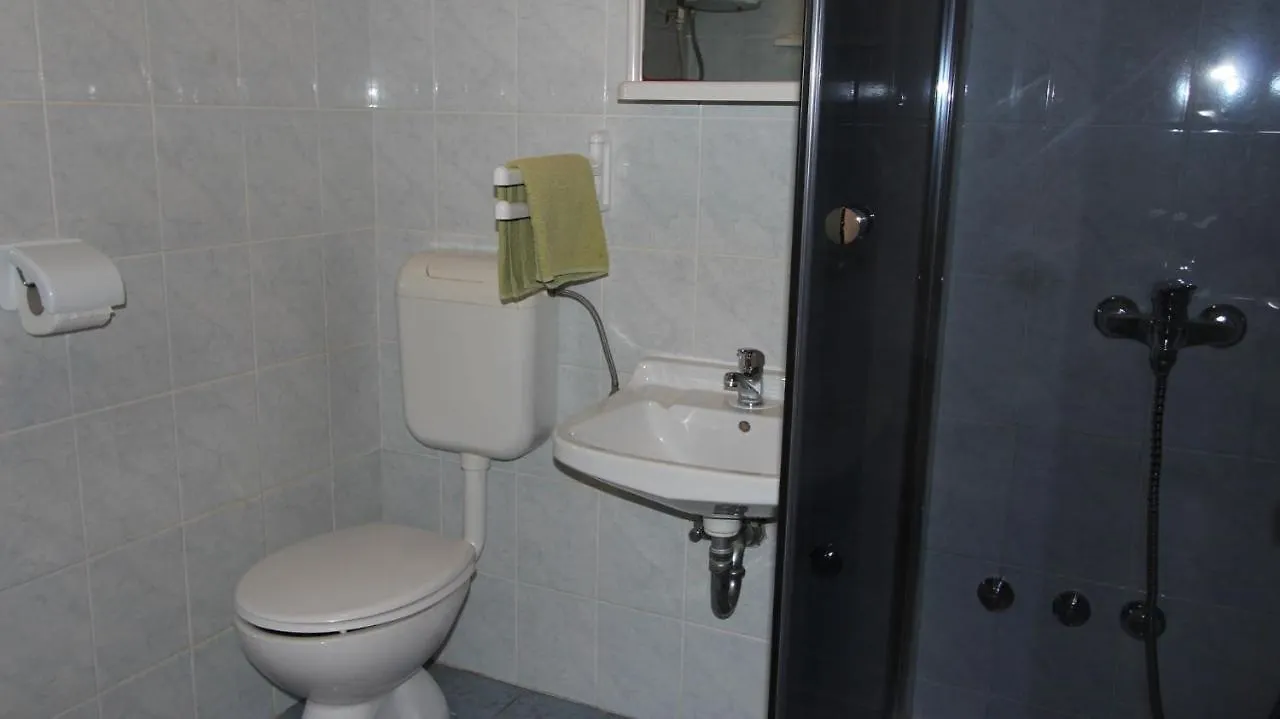 Apartment In Malinska 19 0*,