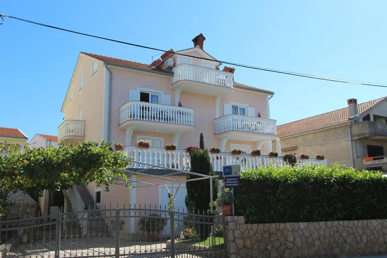 Apartment In Malinska 19
